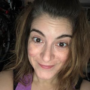 Meet your Posher, Christine